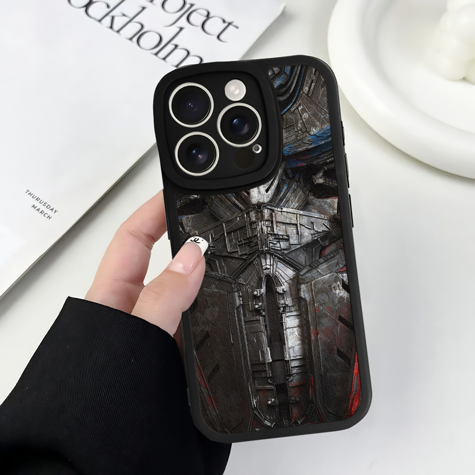 （画像用） Transformers トランスフォーマー 【iPhone 16シリーズ対応】シリコンスマホケース（レザー調） 材質：シリコン